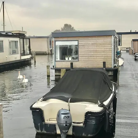 Botel Quiet Waterloft Near Amsterdam And Schiphol Ws17 Aalsmeer